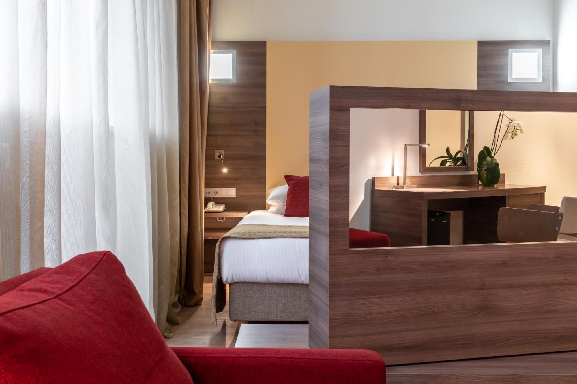รามาดา อองคอร์ บาย วินด์แฮม คียิฟ Hotel เคียฟ ห้อง รูปภาพ