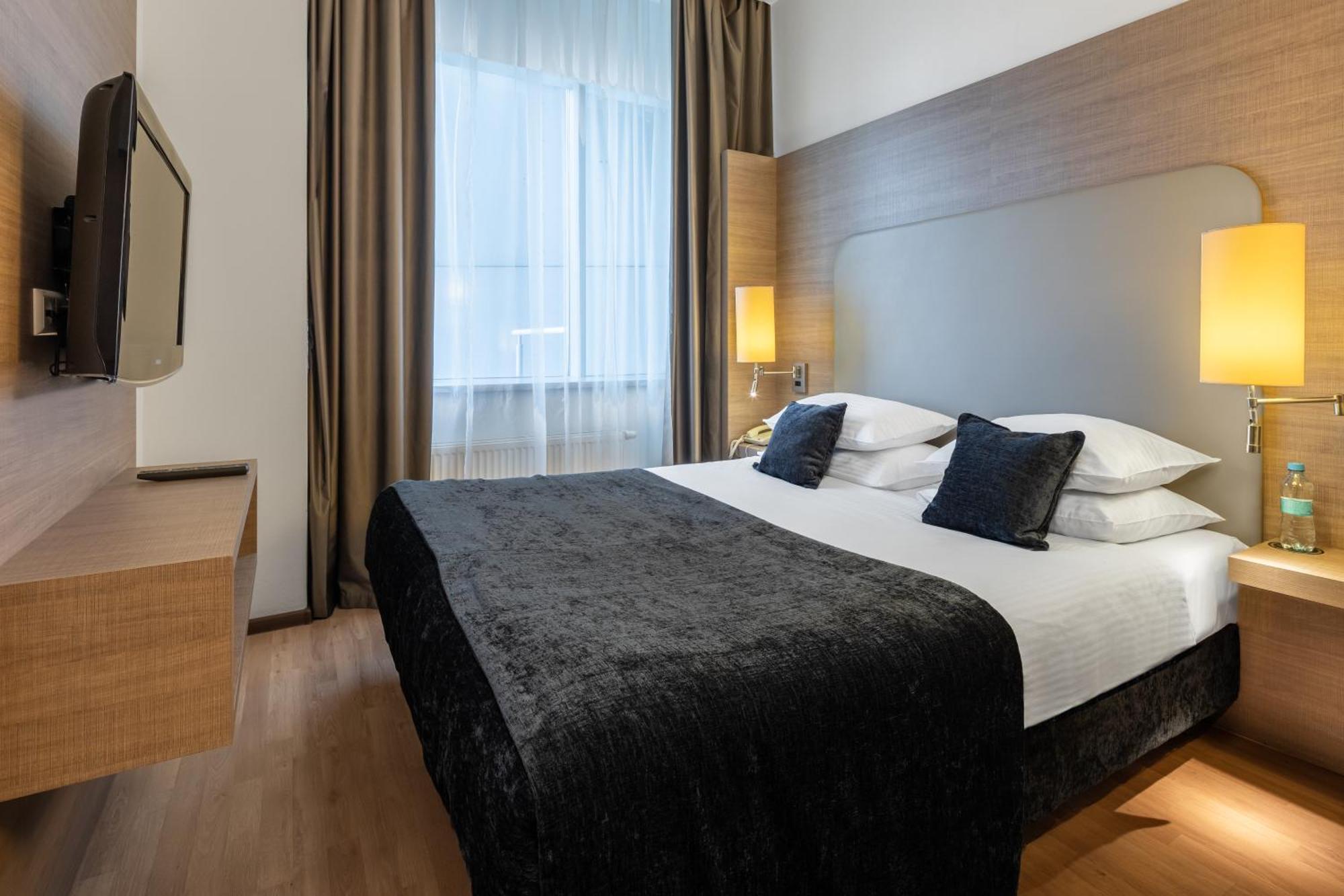 รามาดา อองคอร์ บาย วินด์แฮม คียิฟ Hotel เคียฟ ห้อง รูปภาพ